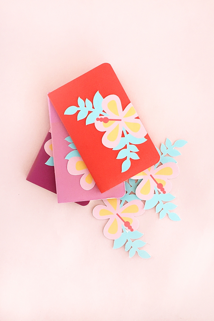 Mini DIY Hibiscus Journals - Decorate your planners, journals and notebooks with these pretty tropical hibiscus flowers. Click through for the tutorial!