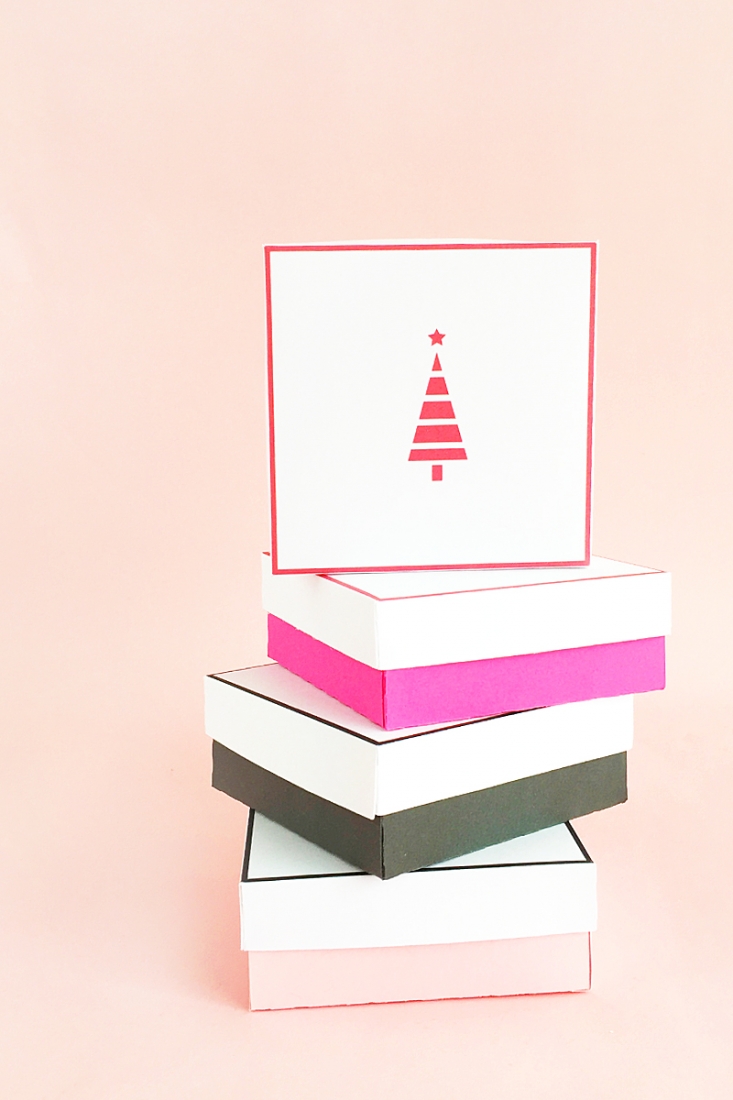 DIY Holiday Tree Gift Box - Maritza Lisa. These gift boxes are perfect for the Holidays! Click through for this new CAMEO 3 tutorial