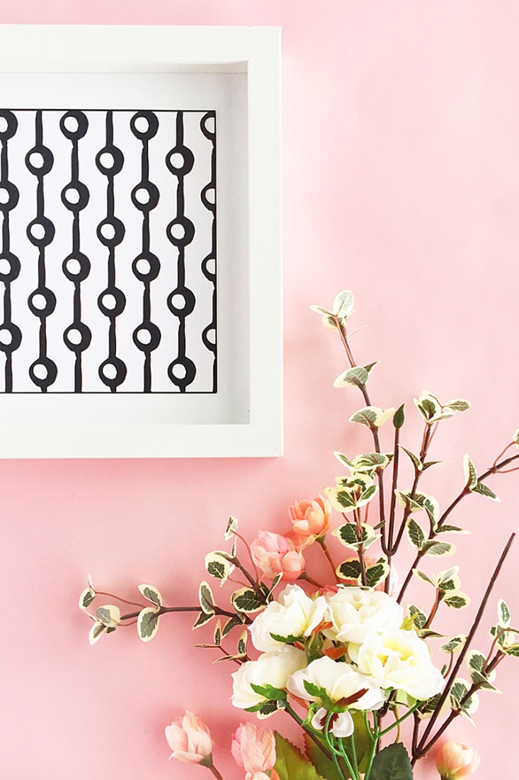 DIY Patterned Wall Art - Maritza Lisa: Craft your own modern wall art with these black and white geometric patterns. Click through for the tutorial!