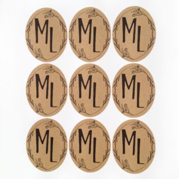 Design Your Own Monogram with Flowers and Laurels #DIYMonogram #MaritzaLisa