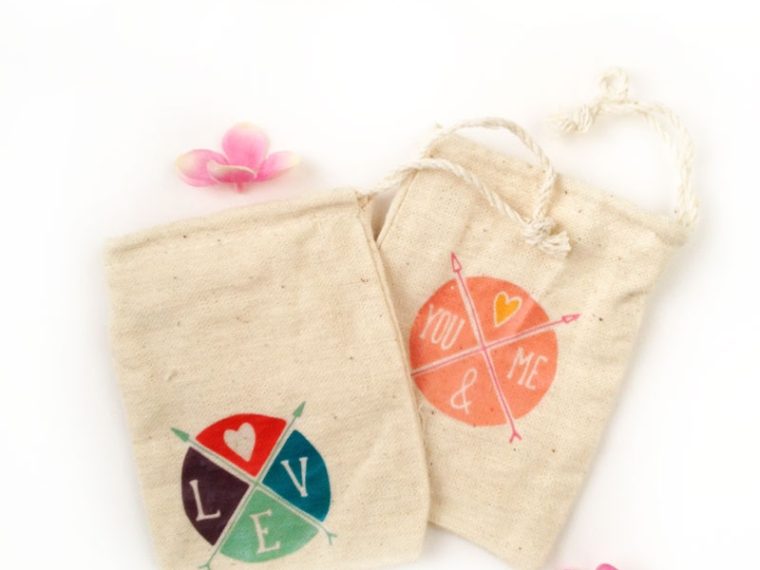 Create your own Valentine's gift bags with temporary tattoos - Maritza Lisa