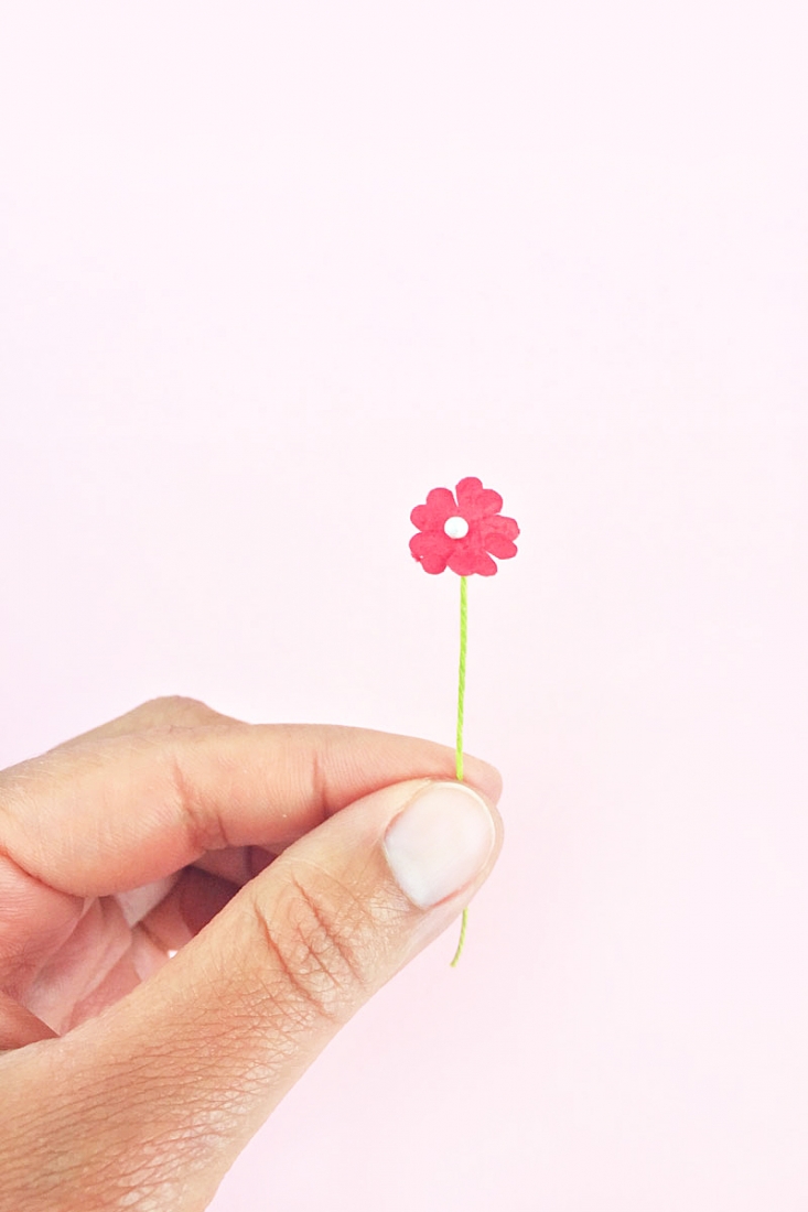 If you make your own paper flowers, this DIY Paper Flower Stamens tutorial is perfect for you. You won't believe how easy it is!