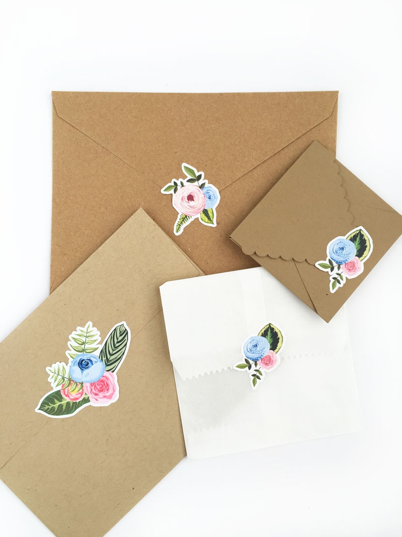 Create Your Own Floral Stickers - Maritza Lisa: Create your own floral stickers using the print and cut feature of your Silhouette cutting tool. Click through for the tutorial | DIY Stationery | DIY Floral Seals