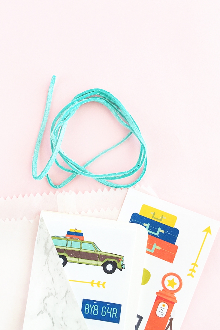 DIY Travel Sticker Gift Set on Maritza Lisa - Make your own travel stickers and seals, then package them into a perfect gift for all your loved ones who are adventure-bound. Click through for the tutorial!