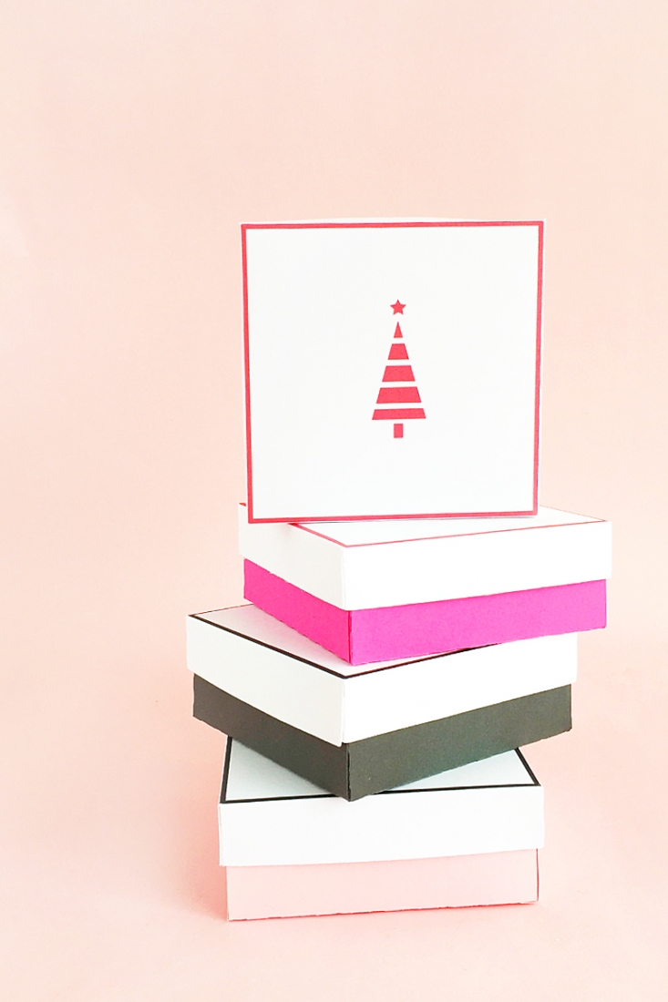 How To Make A Christmas Gift Box. Looking for Packaging Ideas? These gift boxes are perfect for the Holidays! Click through for this Silhouette tutorial!