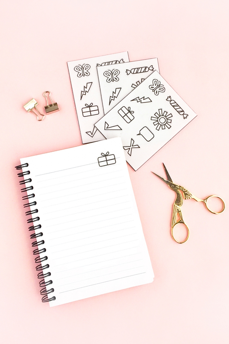 DIY Transparent Planner Stickers - Maritza Lisa - A tutorial showing you how to use clear sticker paper to make stickers for your journal - Silhouette Cameo Project - How to make planner stickers