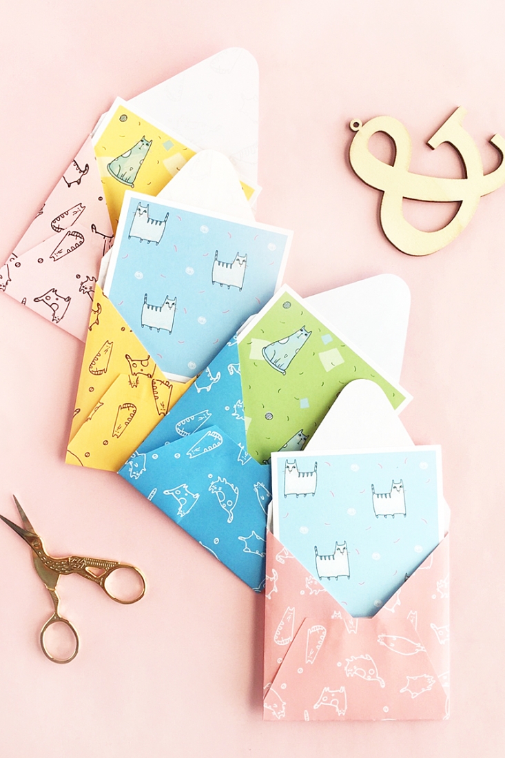 DIY Cat Patterned Stationery on Maritza Lisa - Love cats? Use these cat patterns to make your own stationery. Click through and I will show you how - DIY & Crafts