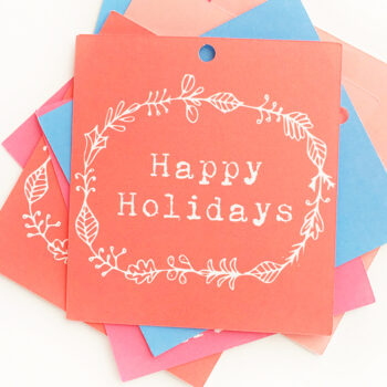 Use This Font To Make Your Christmas Tags - This sweet font looks type written and comes with bonus images. Click through for the details on Maritza Lisa!