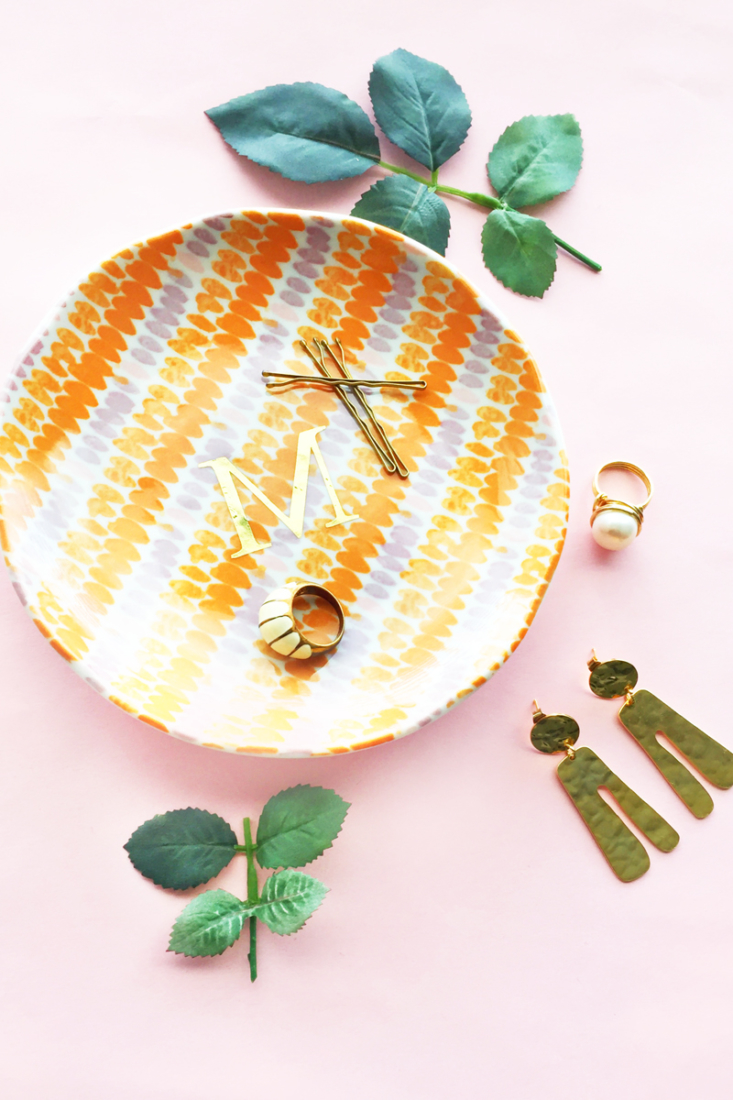 Anthropologie Hack - DIY Monogrammed Catch All on Maritza Lisa. Make this pretty personalized trinket dish with a canape dish and tattoo paper!