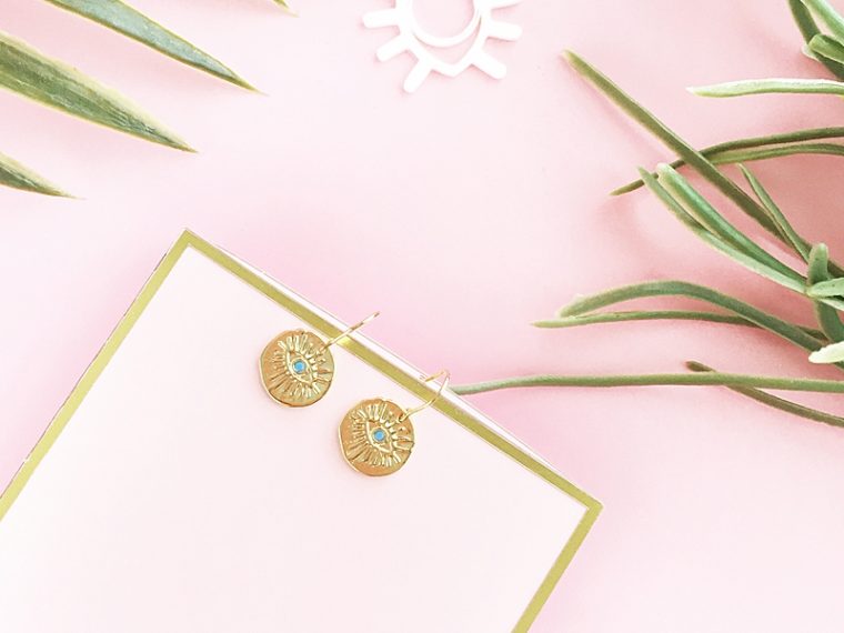 Easy DIY Gold Evil Eye Drop Earrings on Maritza Lisa - make these earrings in just 5 minutes! Perfect for everyday wear - click through for the tutorial!