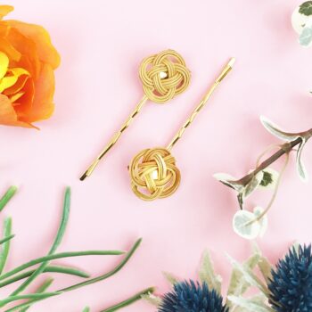 Want to know how to make handmade accessories at home? These Easy DIY Rattan Hair Clips are so quick to make and are super cute gifts too!